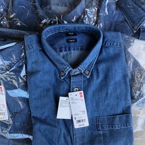 Uniqlo Denim Slim Fit Long Sleeve Button-Down